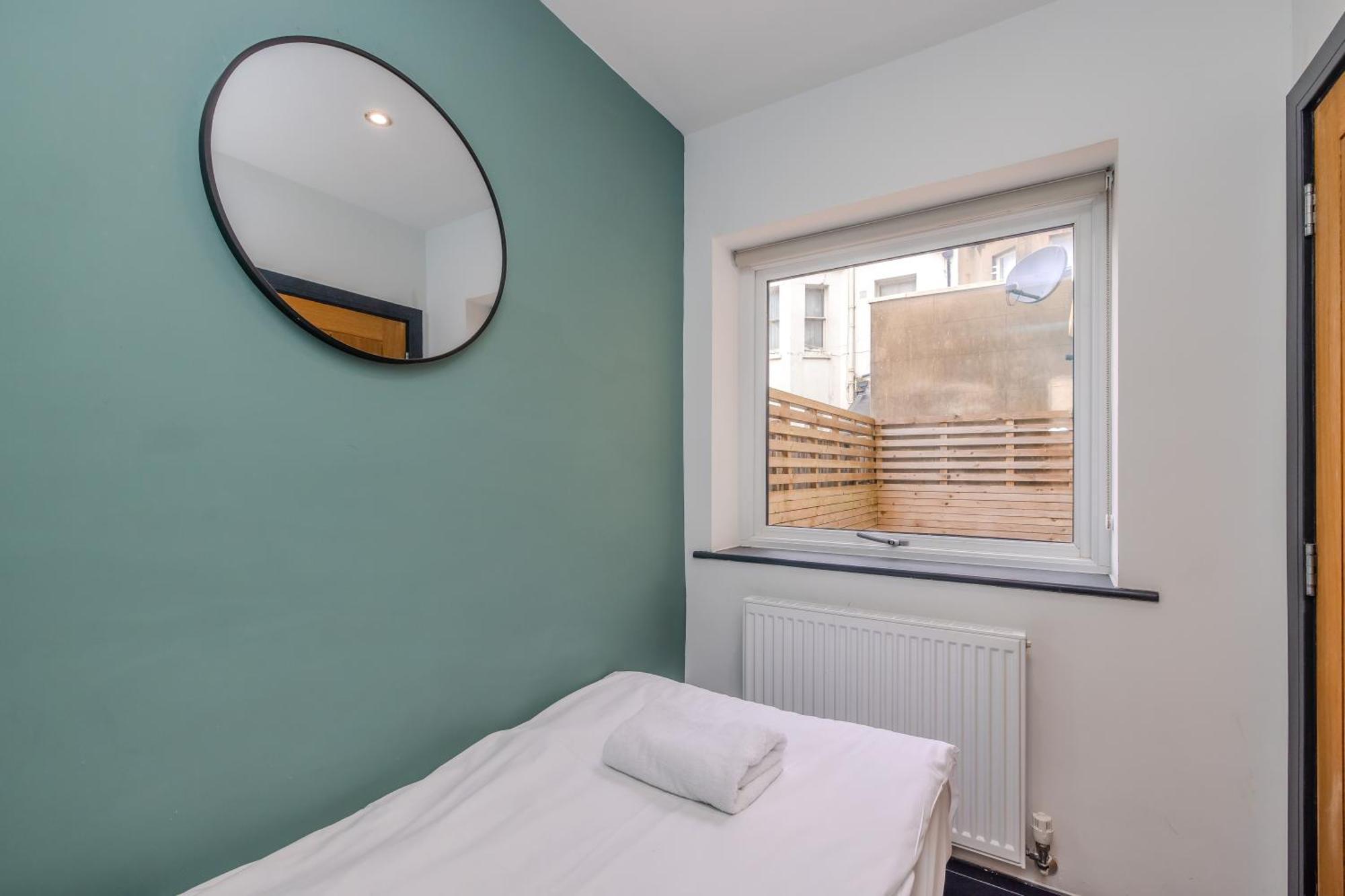 Central Hove 3 Bedroom Flat Bn340Bwil Exterior photo
